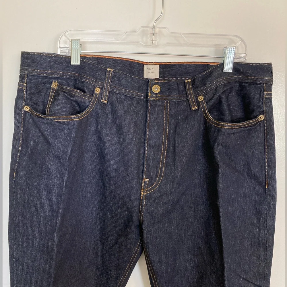 J Crew, Men's Straight Leg, dark blue Jeans. Size, 38X32 - Picture 3 of 9